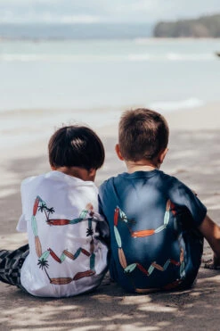 Boys T-Shirt Munster Kids Island Way White 17 Boys T-Shirt Munster Kids Island Way White -Little Boys Clothes Sales 1islandwaycomboc 171260cf f266 4185 9e73 e69ac5add6b2